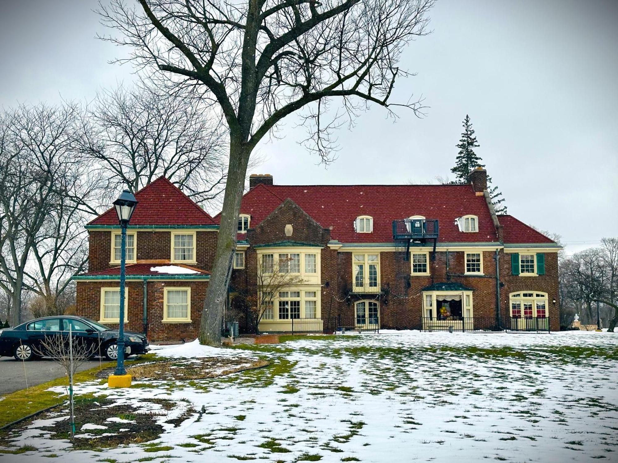 Montague Inn Bed & Breakfast Saginaw Bagian luar foto