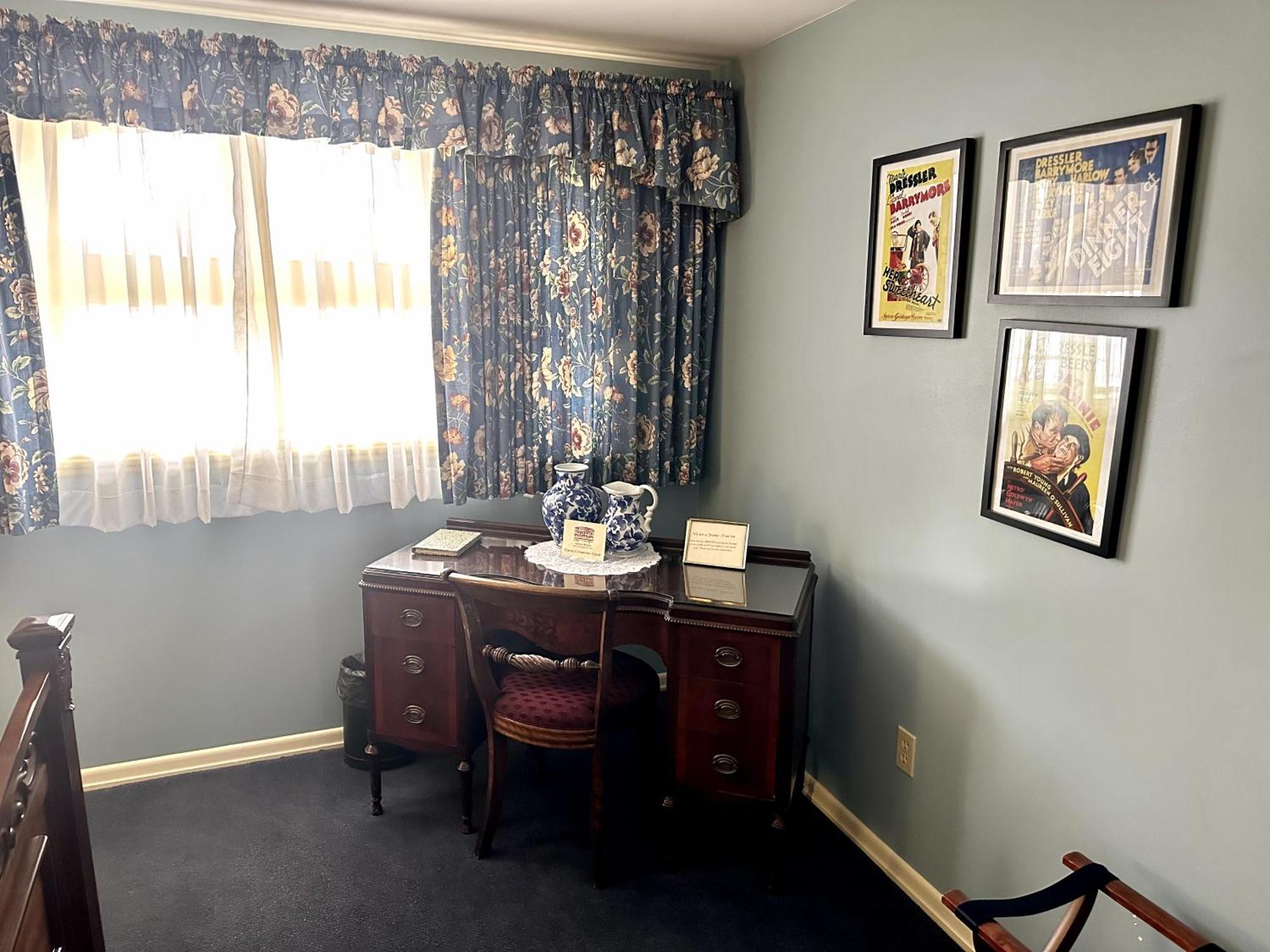 Montague Inn Bed & Breakfast Saginaw Bagian luar foto