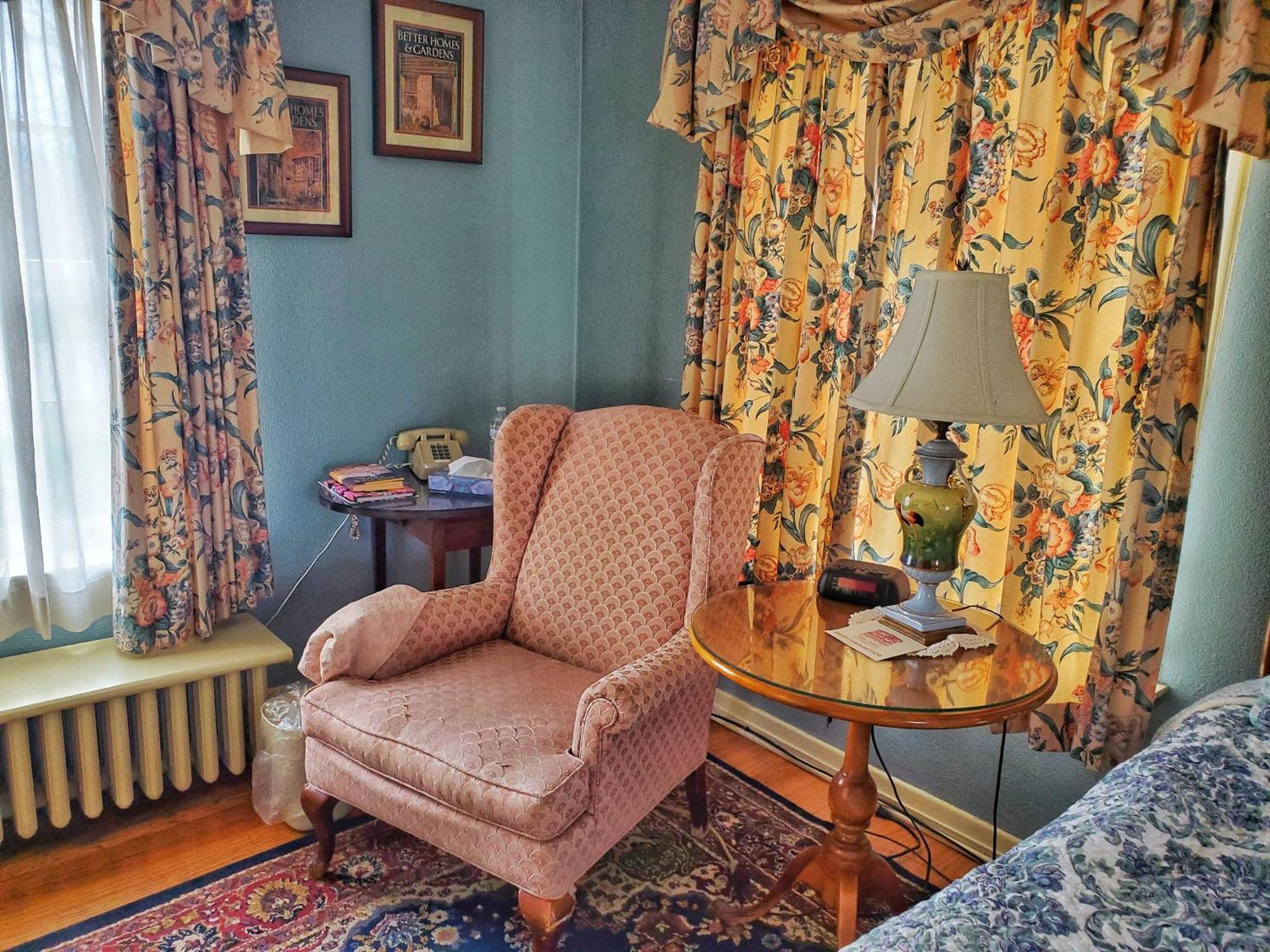 Montague Inn Bed & Breakfast Saginaw Bagian luar foto