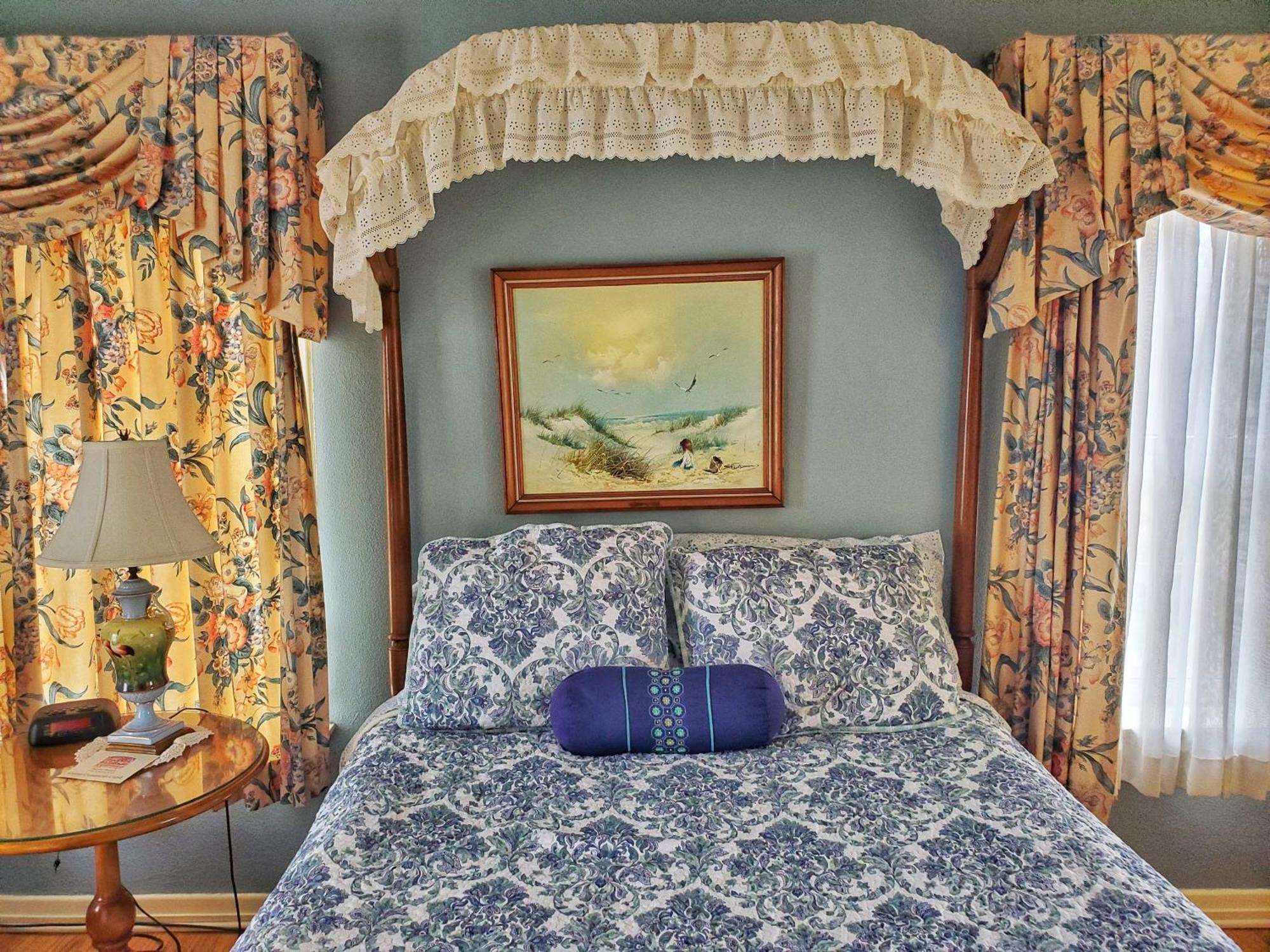 Montague Inn Bed & Breakfast Saginaw Bagian luar foto