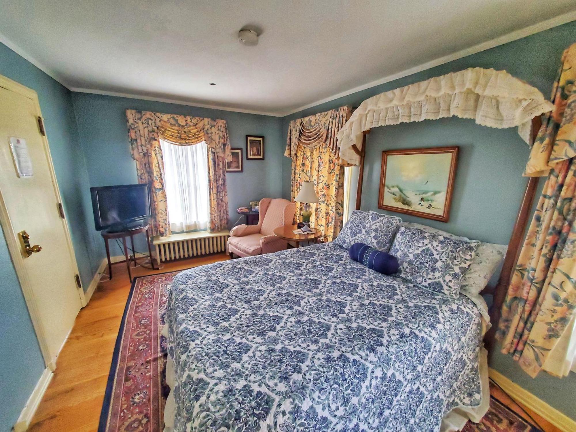 Montague Inn Bed & Breakfast Saginaw Bagian luar foto