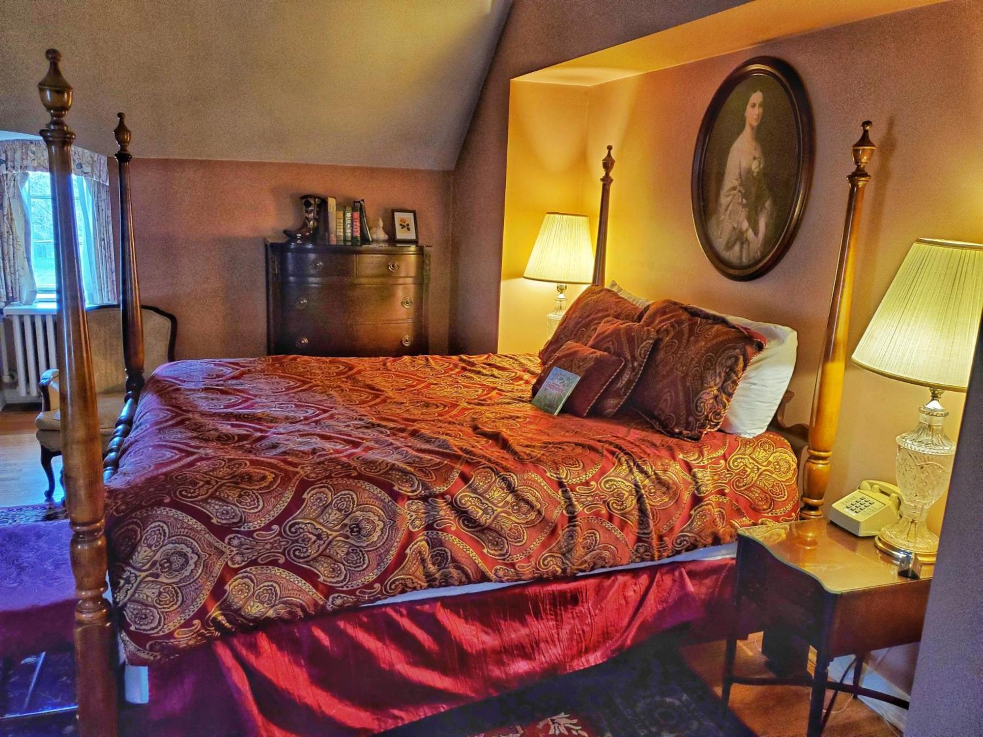 Montague Inn Bed & Breakfast Saginaw Bagian luar foto